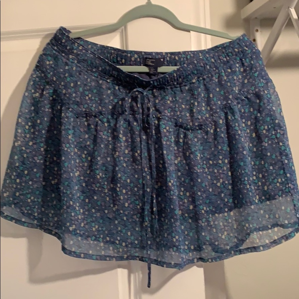🛍 American Eagle Outfitters floral skirt